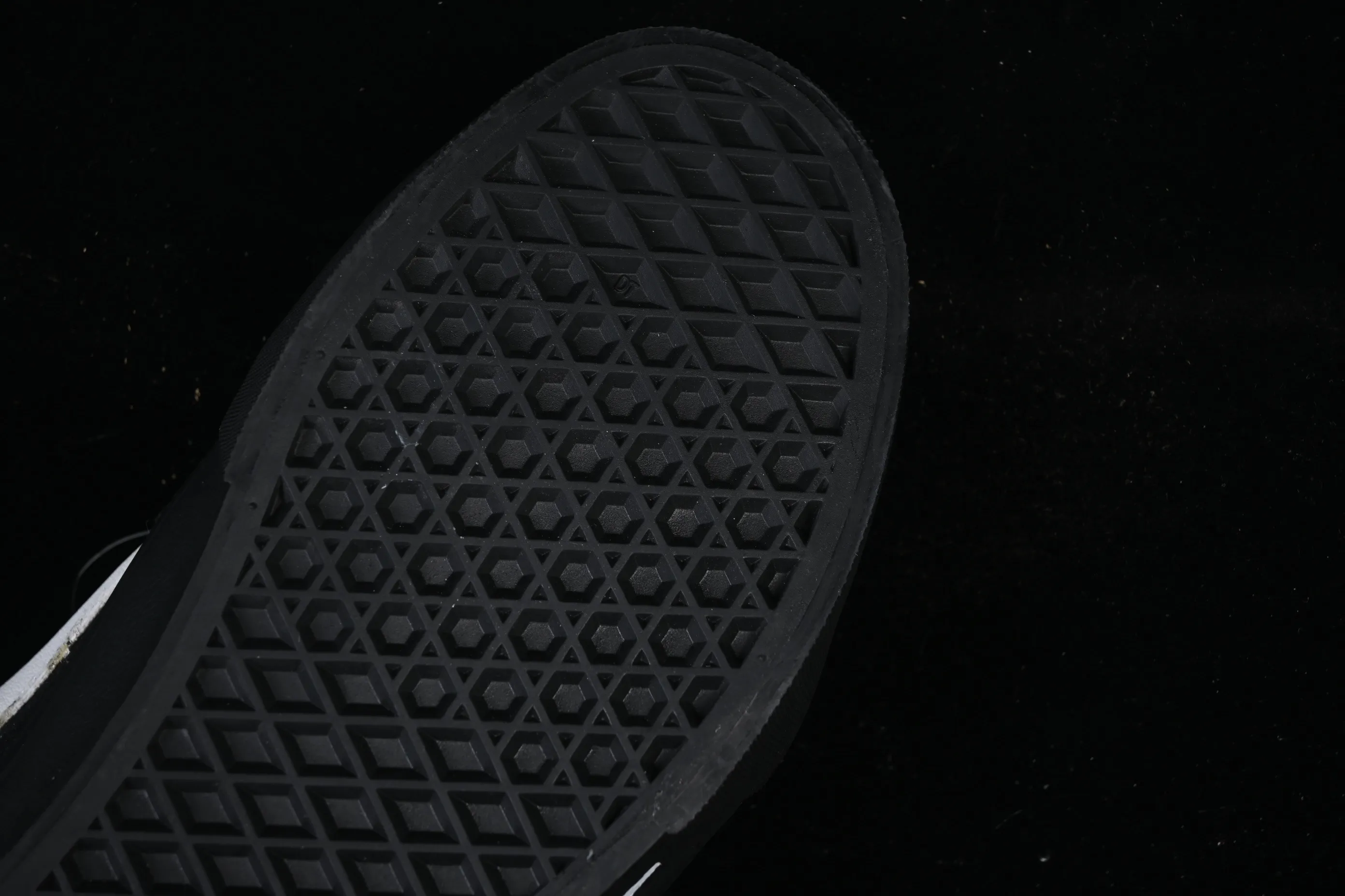 All categories Vans Vans series Vans Low Vans low-top Vans Knu-Skool Vr3 Vans low-top casual sports skateboard shoes VN0009QCBMA